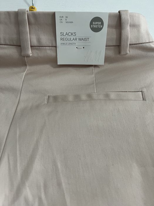 Pantaloni noi roz pudră H&M