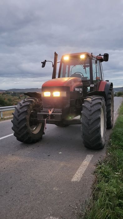 Tractor New Holland M115