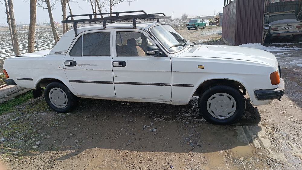 Volga 31 sotiladi aybi yoq 100 talik metan bal8n