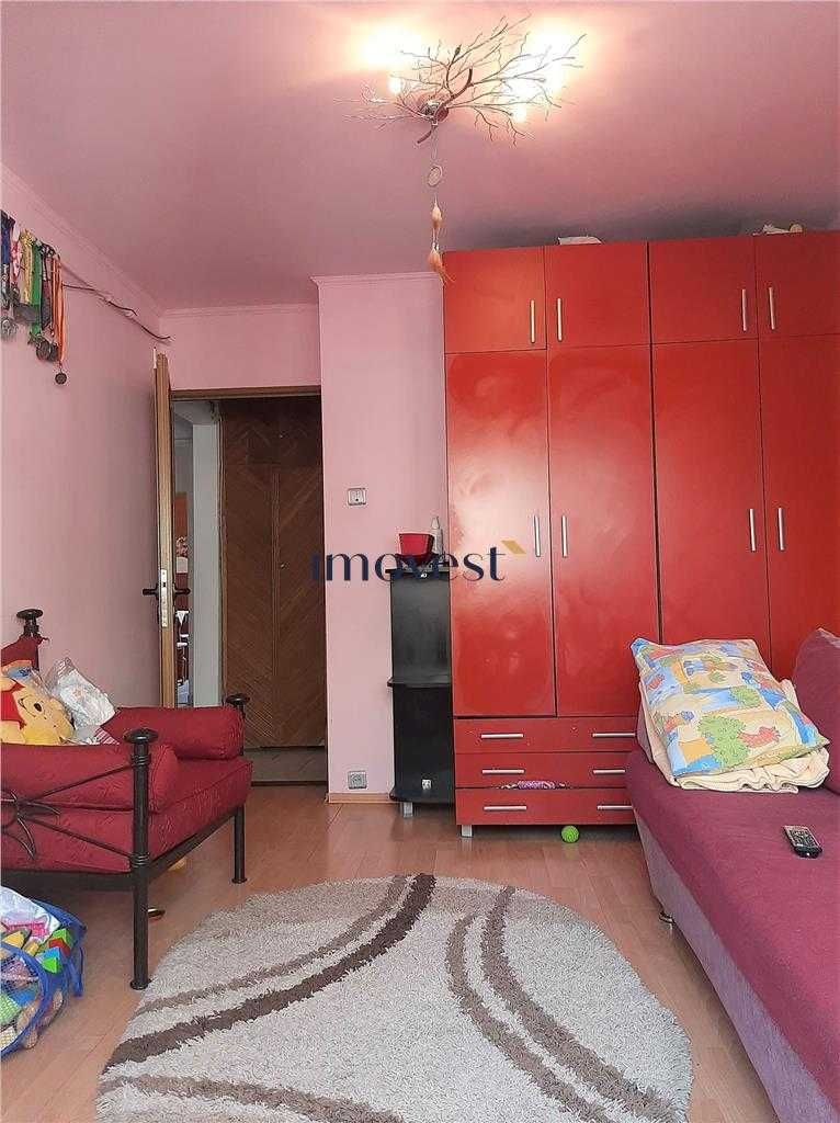 Apartament 4 Camere Micro 17