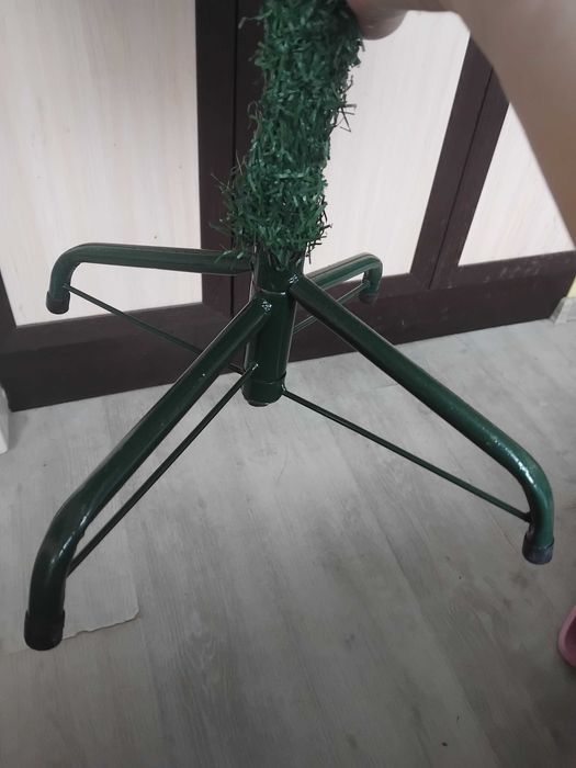 Голяма Гъста Коледна Елха със стабилна метална стойка