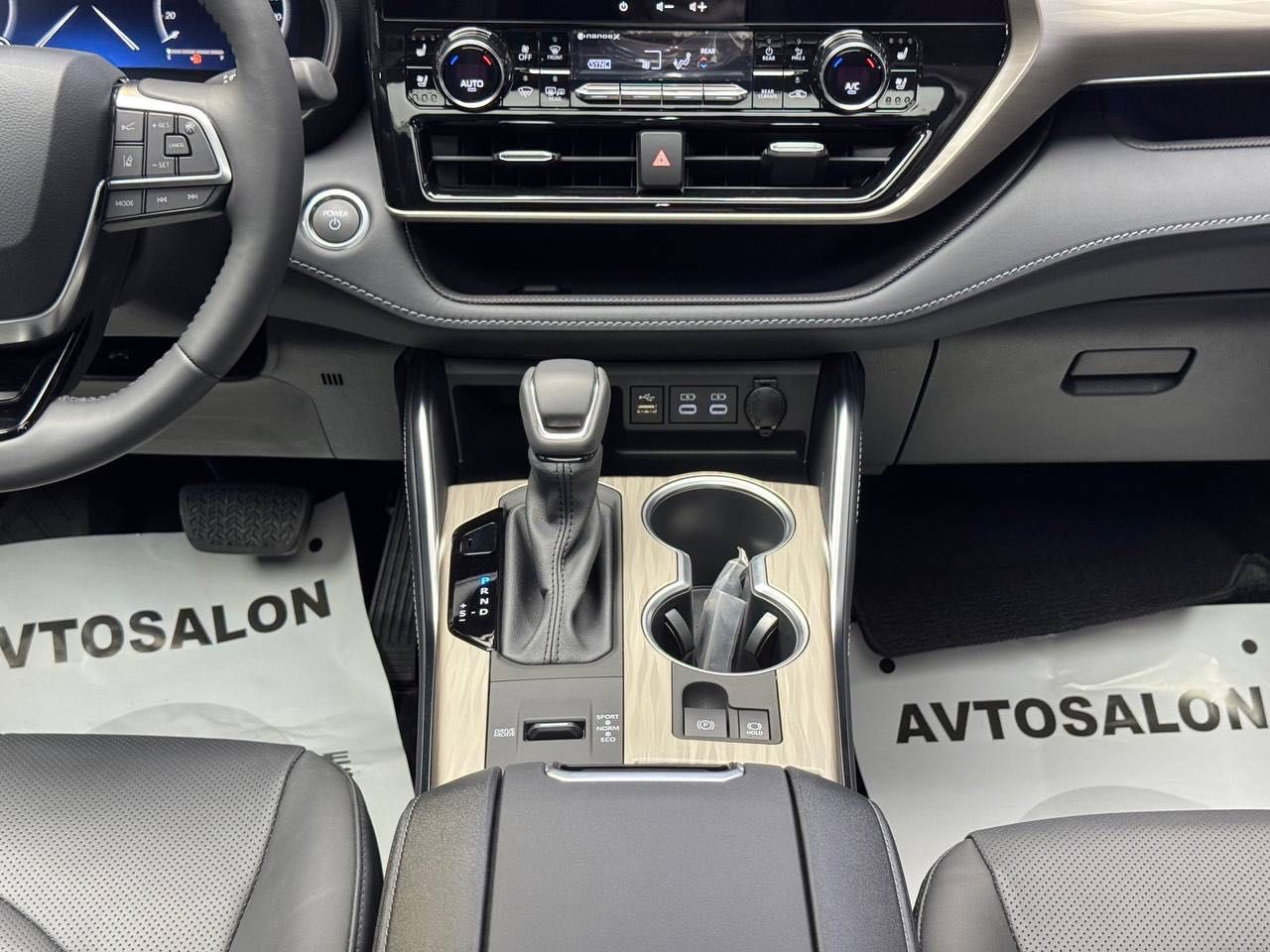 Продается новый Toyota Highlander Limited