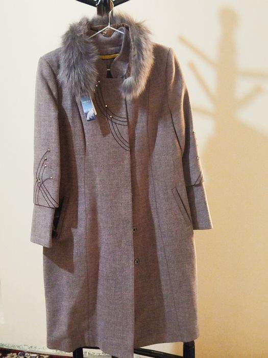 Yengi palto sotiladi