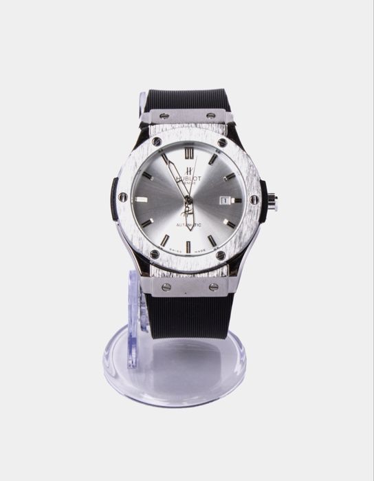 Erkaklar qo'l soati, mexanik, hid chiqaradigan kauchuk tasma