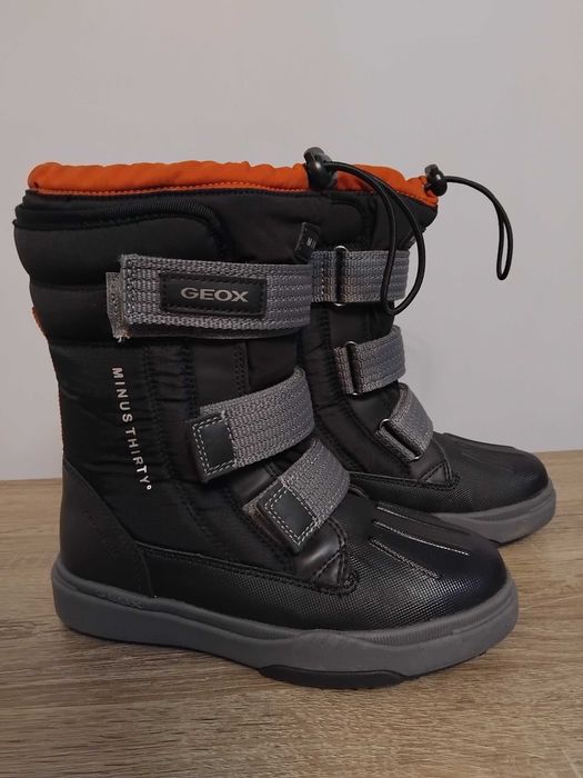 Чосто нови ботуши на Geox,н.31