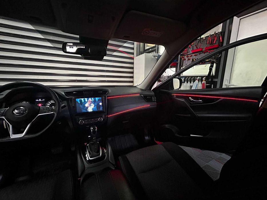 Lumini ambientale LED dedicate NISSAN