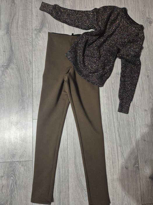 Пуловер с метални нишки и плътен клин