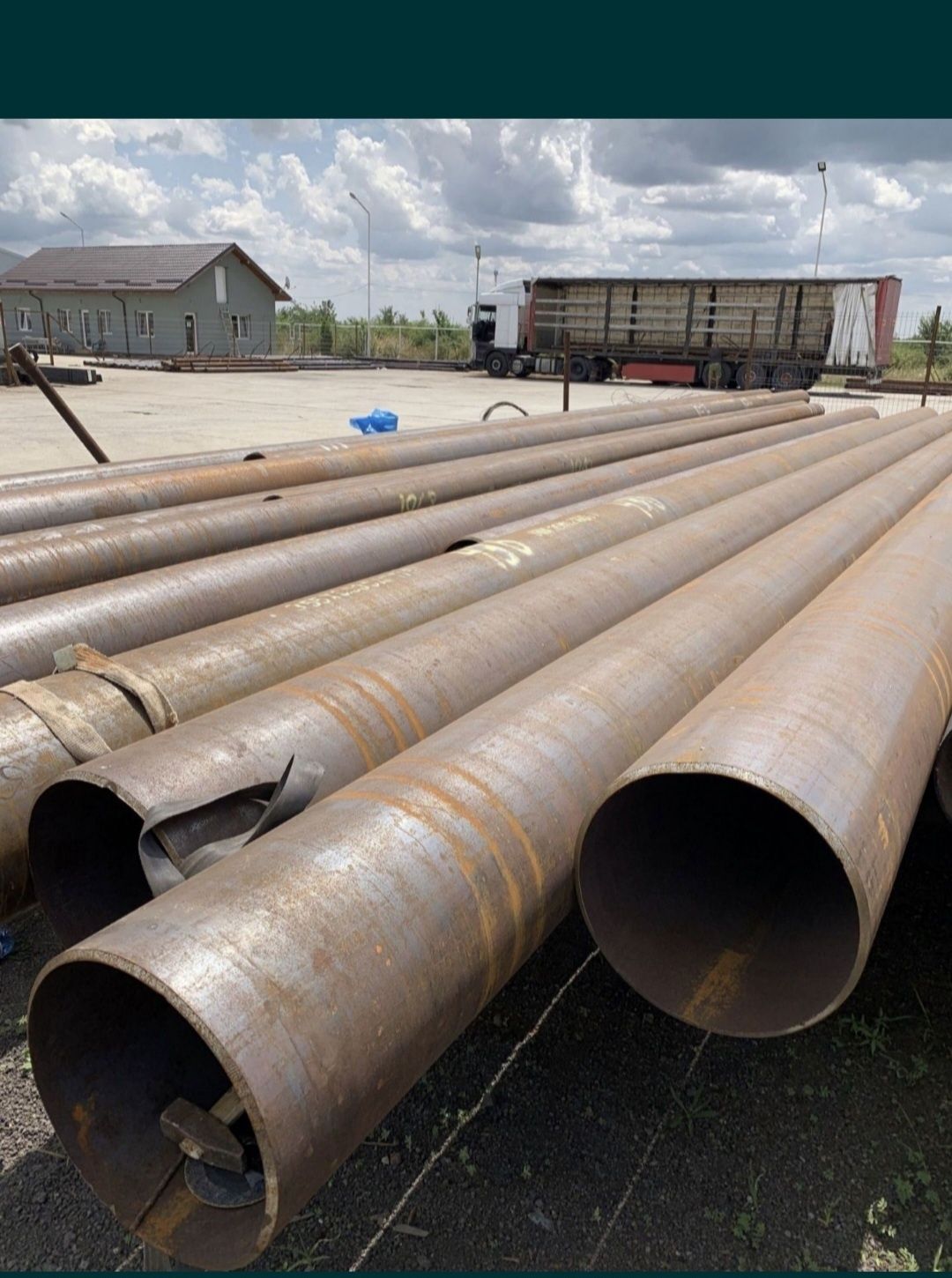 Vând teava metalica pentru subtraversari