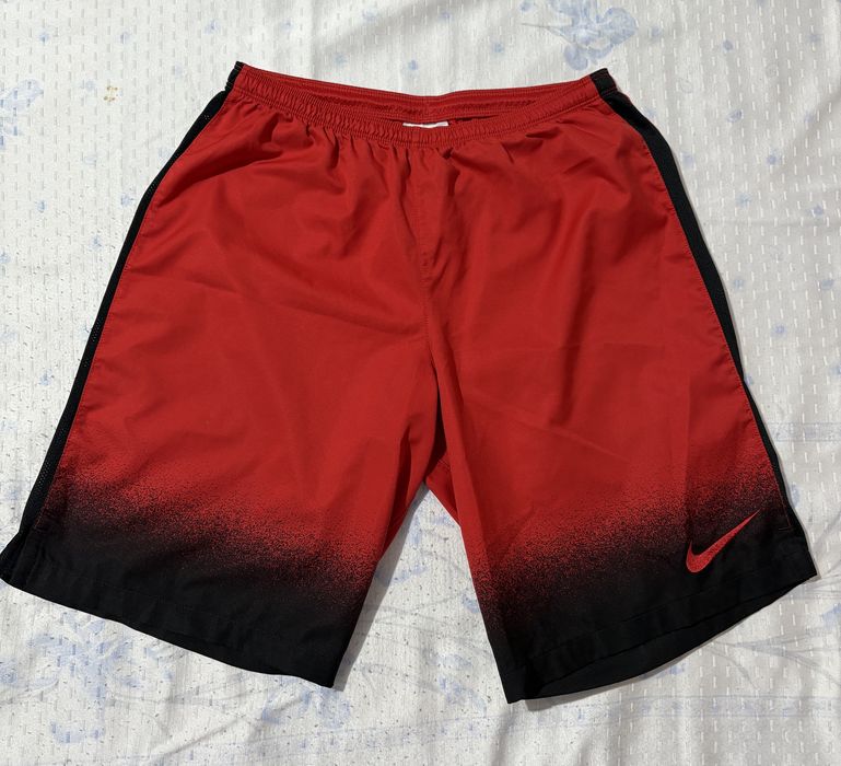pantaloni nike s