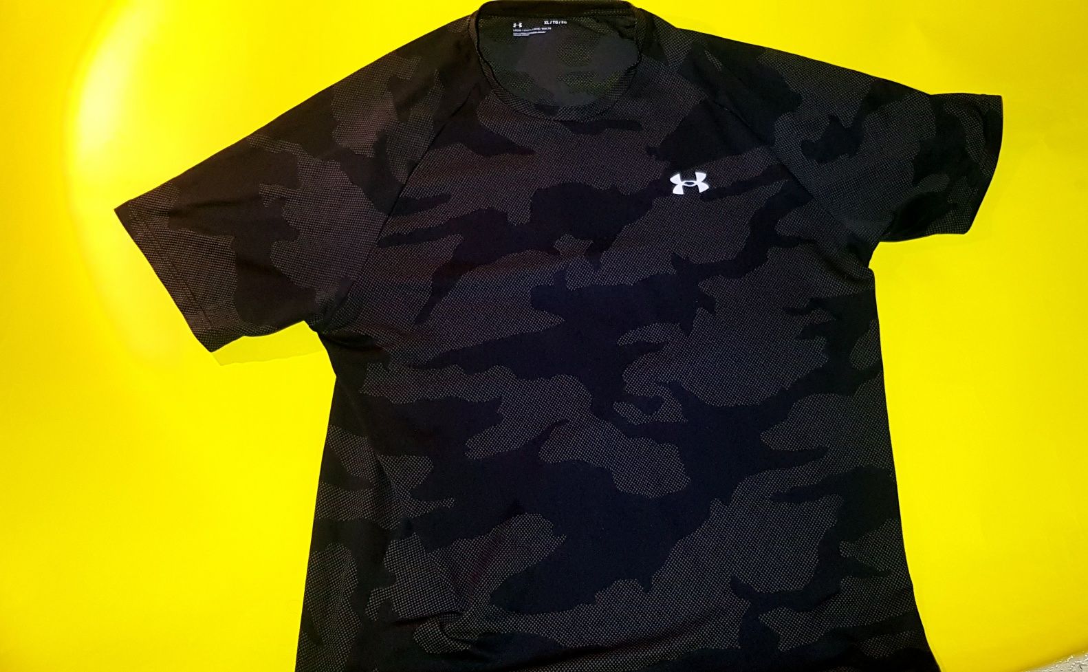 Under Armor мъжка тениска XL