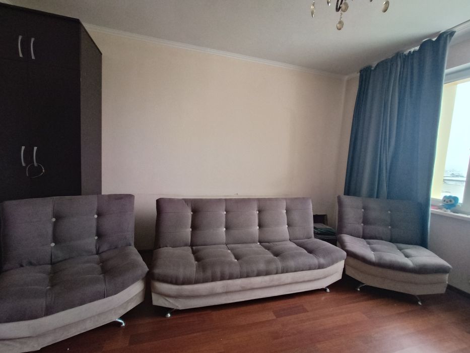 Диван и два кресло