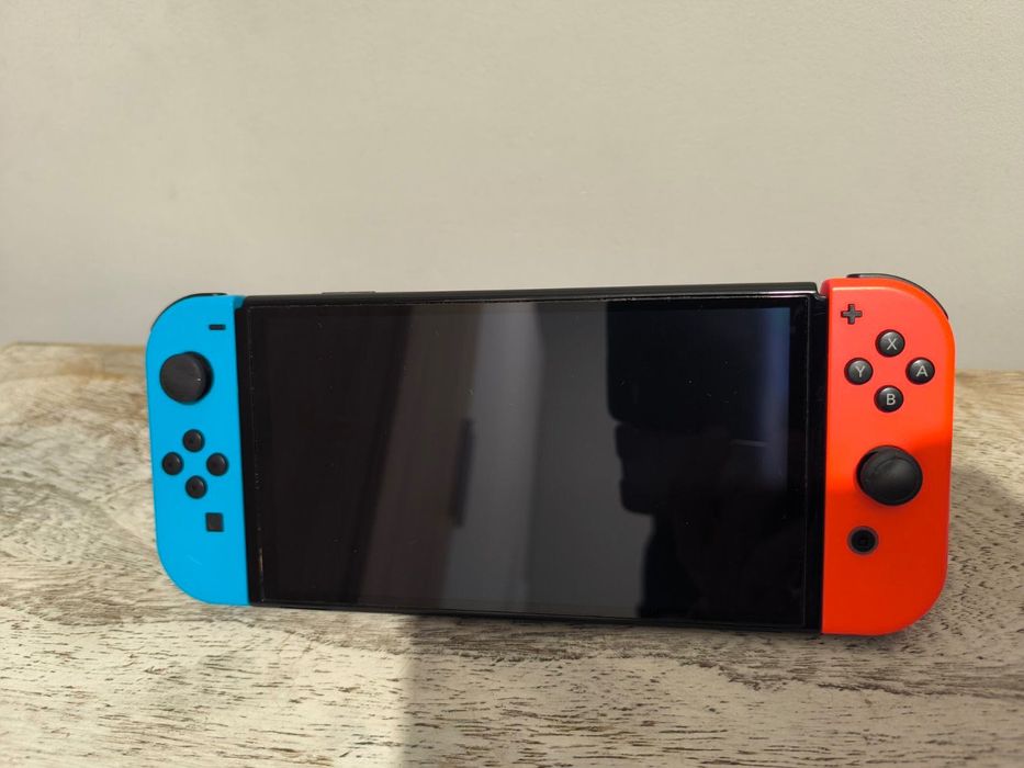 Електронна игра  Nintendo swirch oled