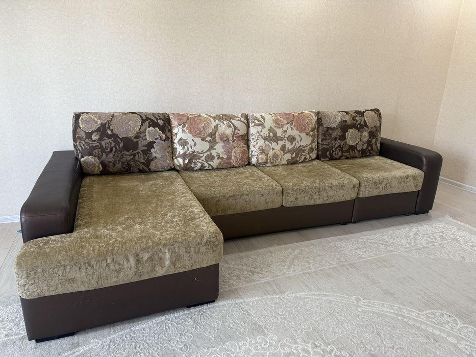 Продам угловой диван