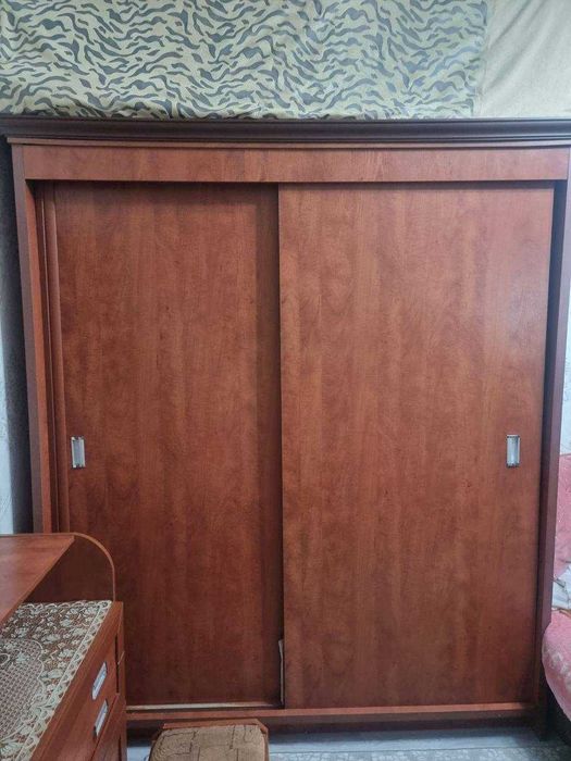 Spalniy mebel xolati yaxshi