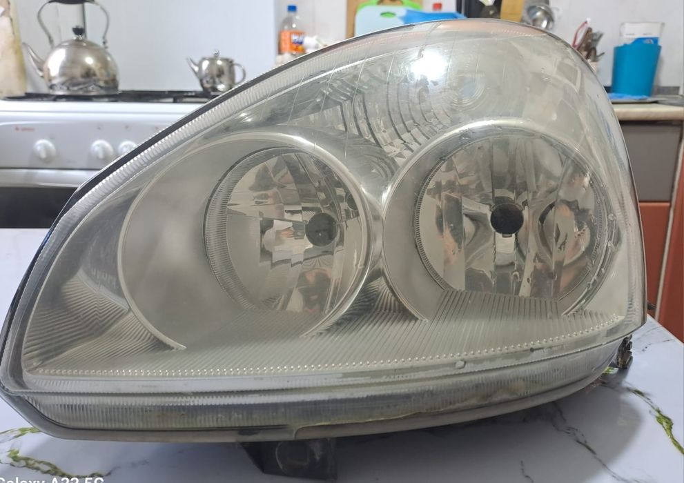 Продаются фары приора 2