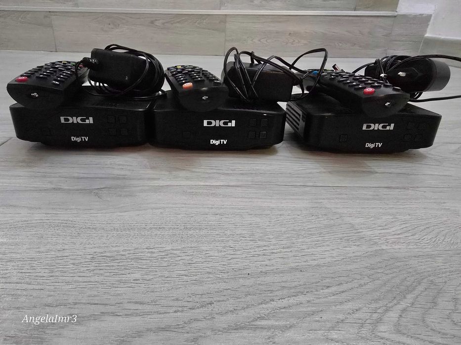 Recever Digi cu telecomanda