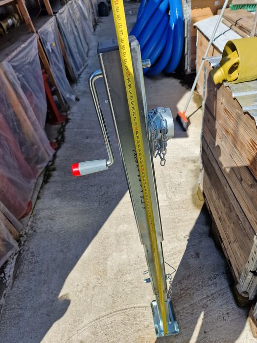 Picior sprijin remorca omologat pe verticala 3300 kg poate fi folosit