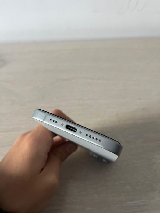 Обменяю iPhone 15