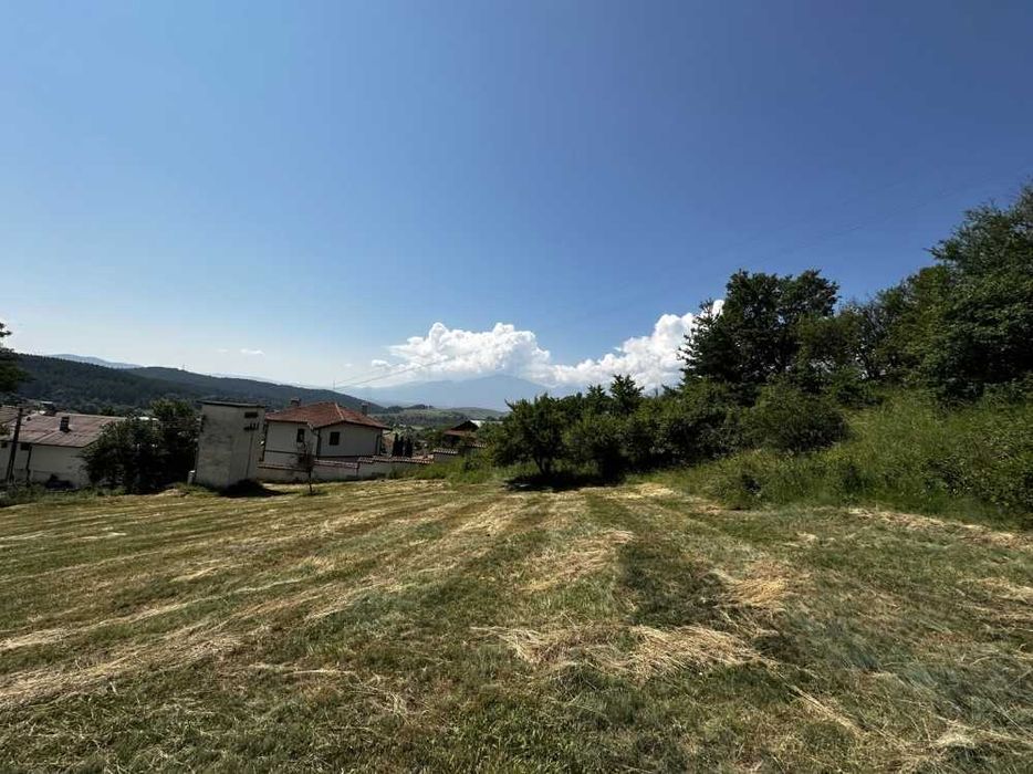 Урегулиран парцел в село Годлево