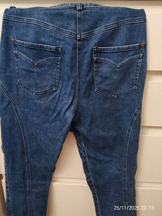 Дънки Алеса в М размер