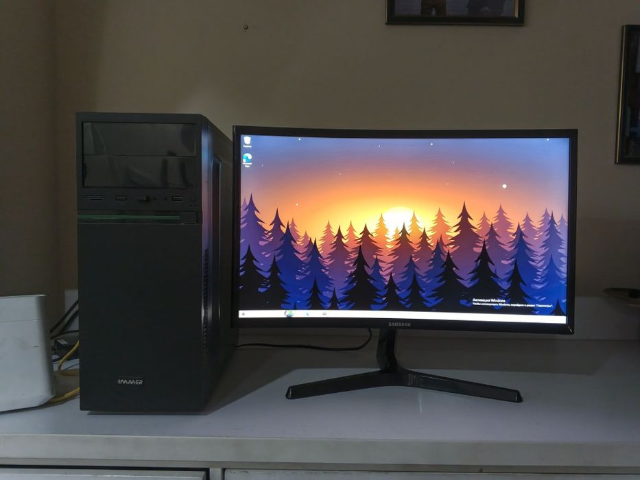 Продаю компьютер монитор в комплекте