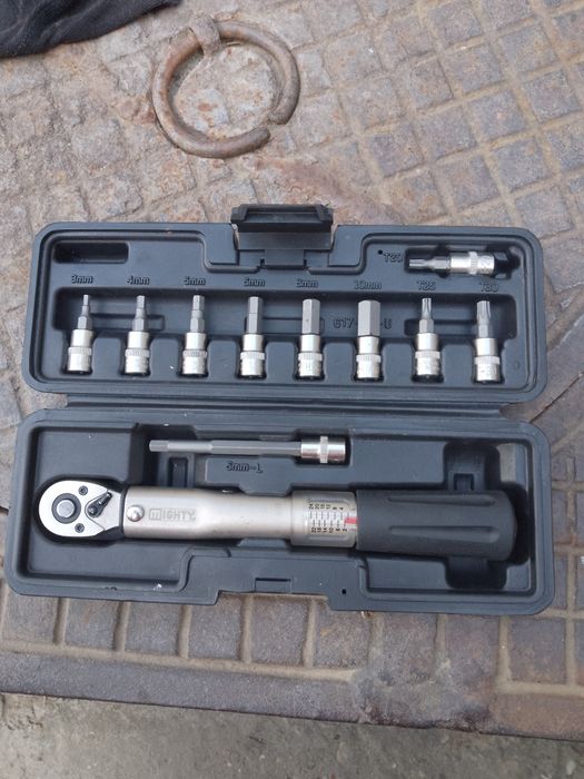 Cheie dinamometrică Mighty, cuplu 2-25 nM, pătrat 1/4"