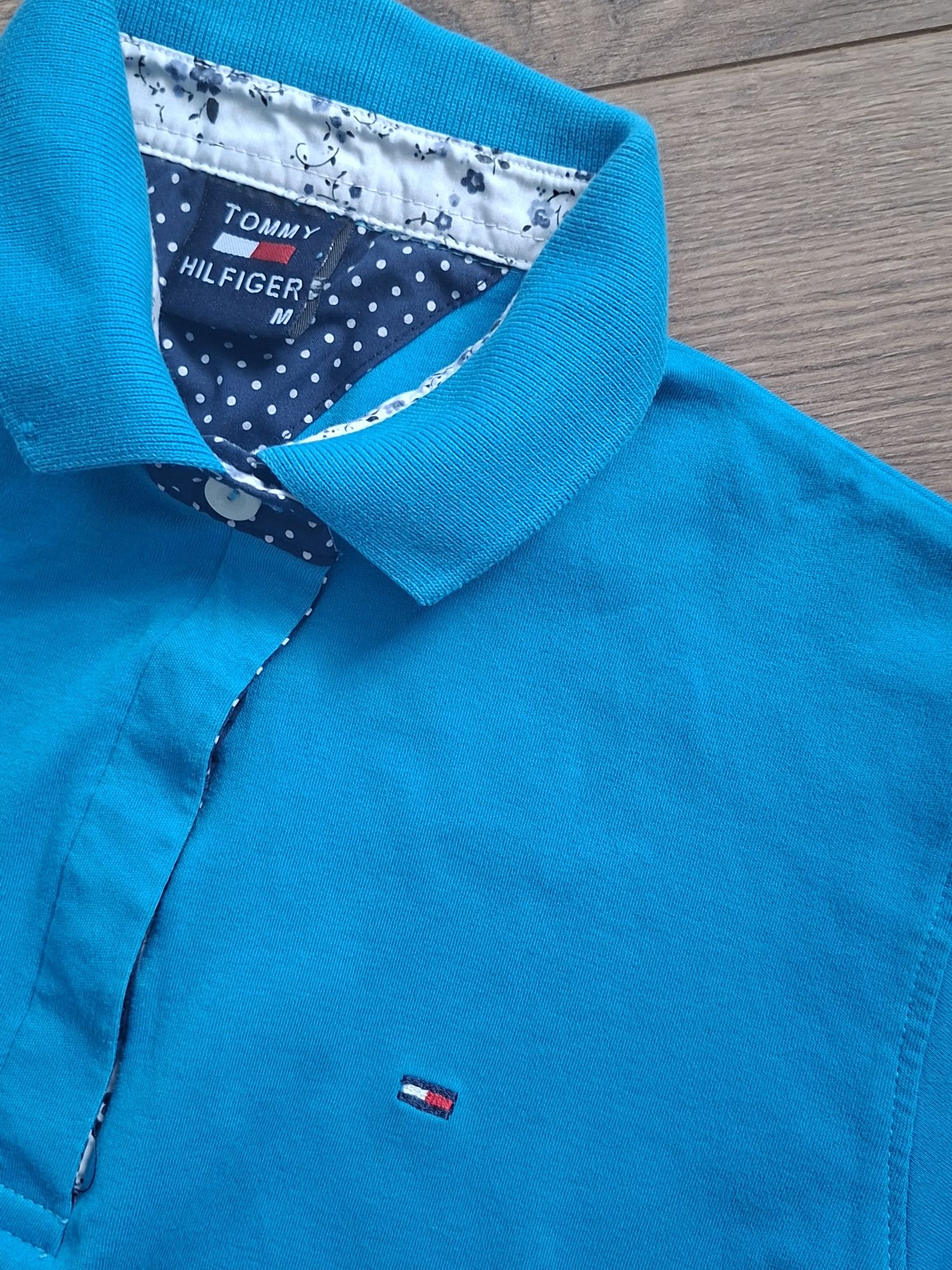 Нови блузи с къс ръкав H&M и Tommy Hilfiger