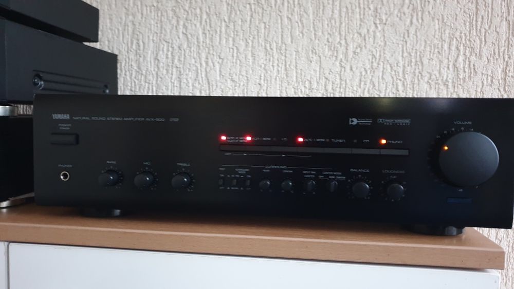 Amplificator Yamaha AVX-500