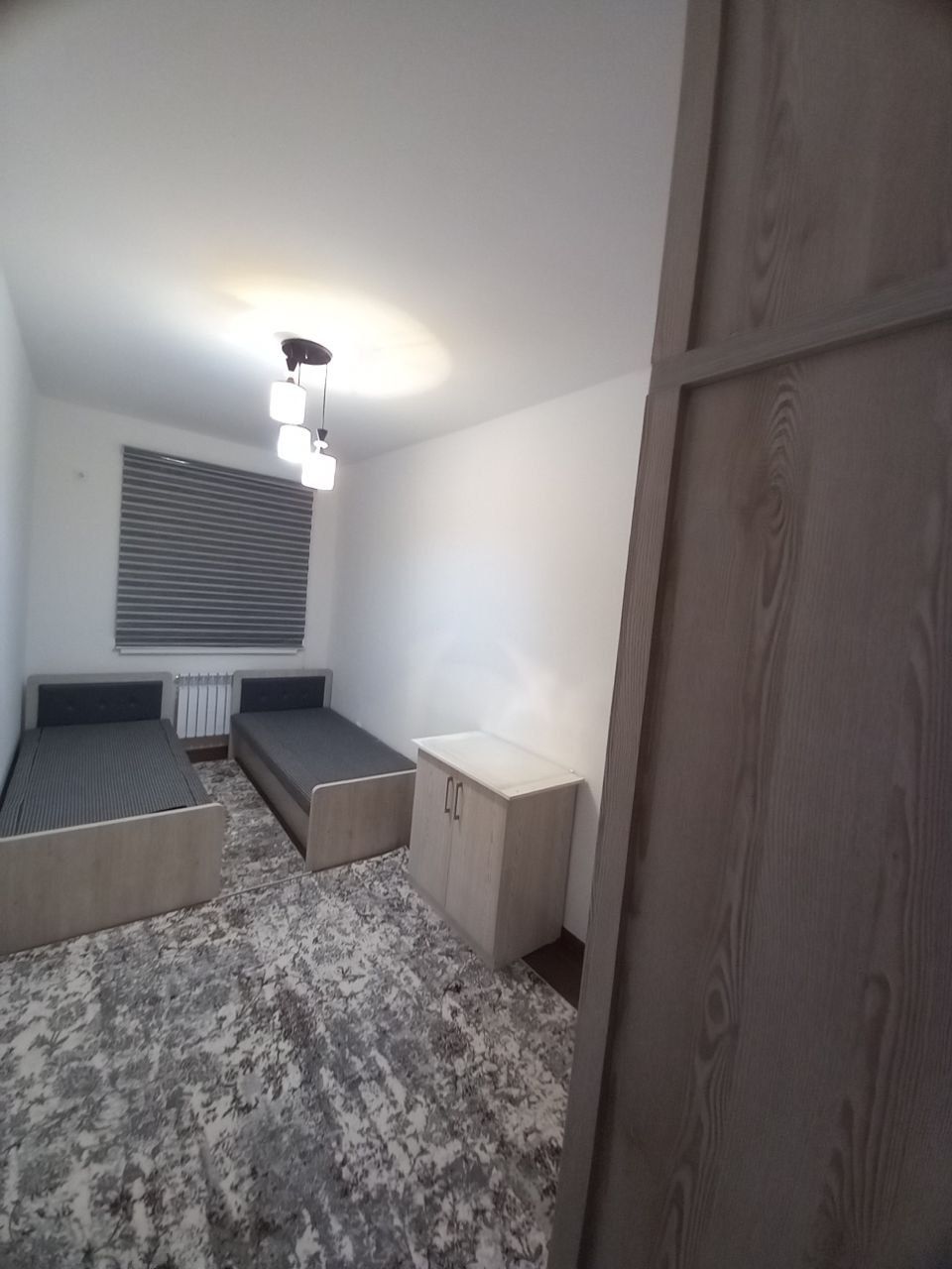 Срочно продатся 2ком квартира Чирчик 2 микрорайон новостройка