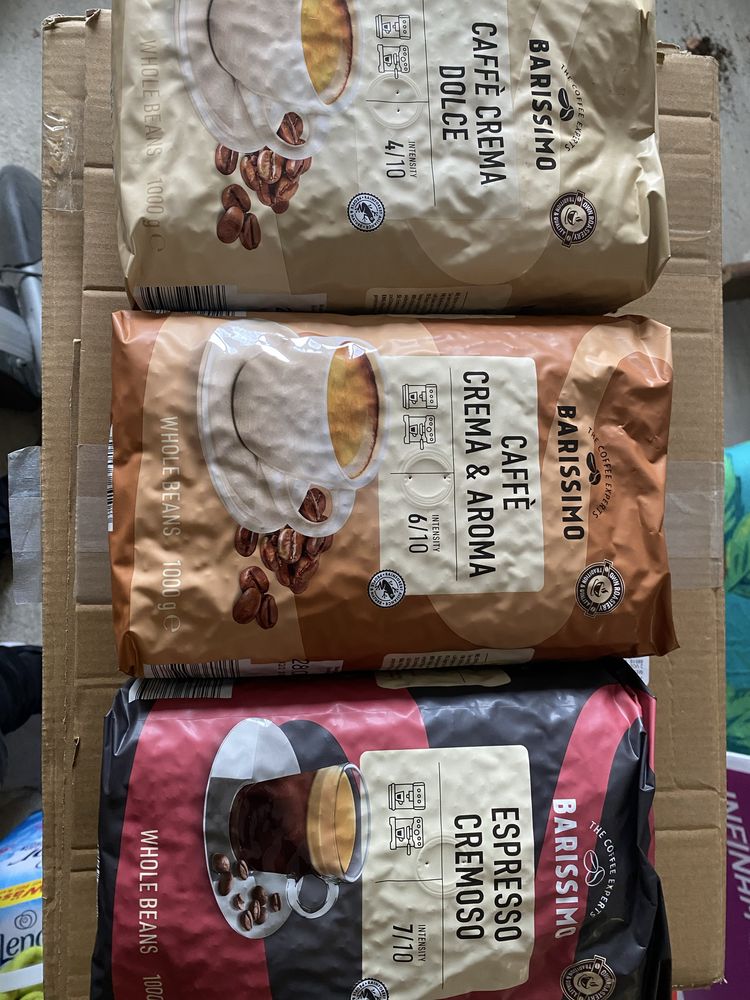 Vand cafea lavazza import Italia editie limitata si cafea Barissimo