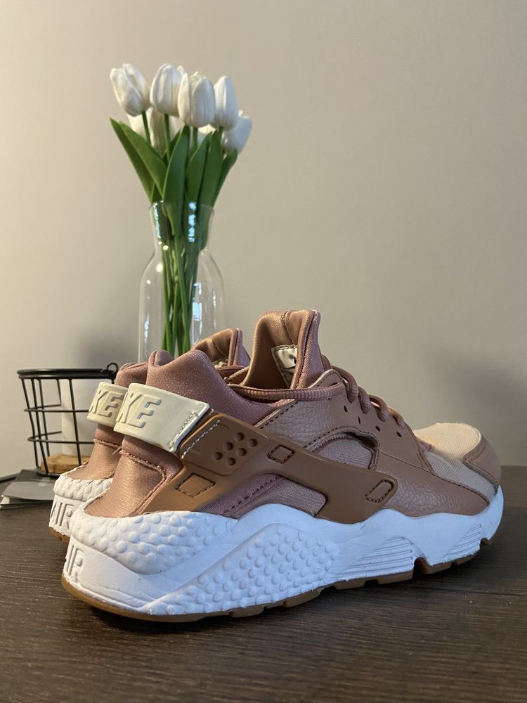 Nike Huarache Rose Gold; дамски; размер 38,5