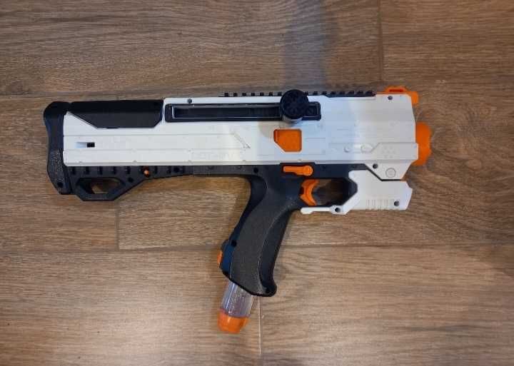 Pistoale Nerf perfect  functionale