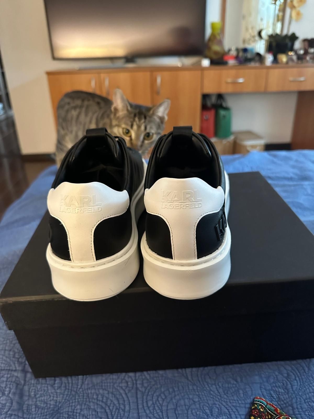 Karl Lagerfeld sneakers 43