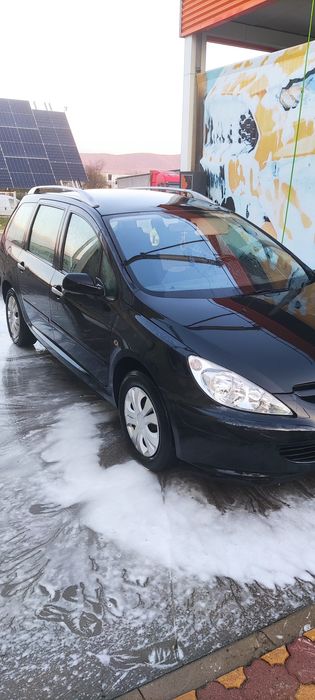 Se vinde mașină în state foarte buna