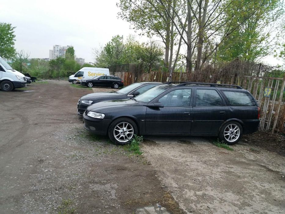 Vectra B X18XE на части