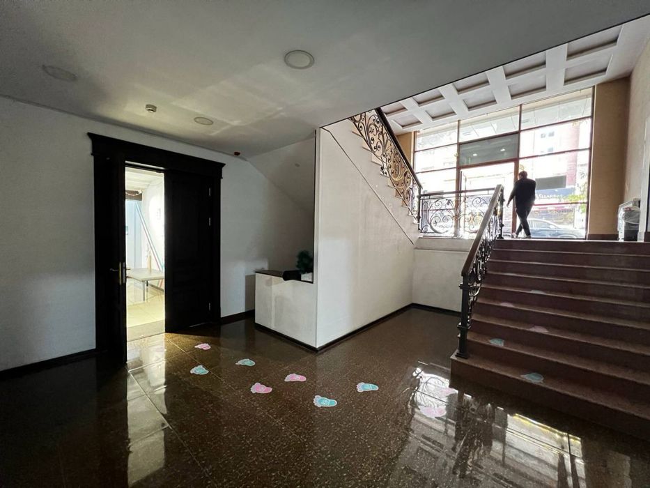 Шевченко | Мирабад - Сдается в аренду помещение вдоль дороги 180м2