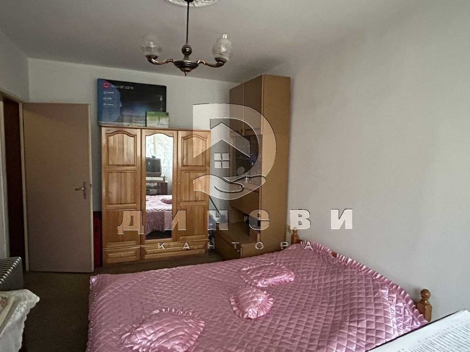 Продава се Тристаен апартамент в Стара Загора, Център - 58 кв.м за 1552 €/кв.м - Снимка #8