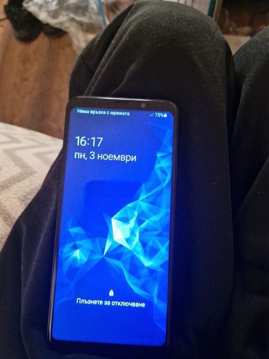 Samsung S9+   64гб