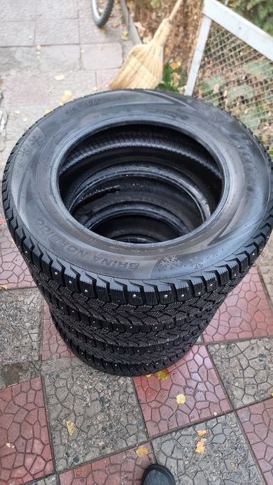 Комплект резины шипованная 215 60 R16