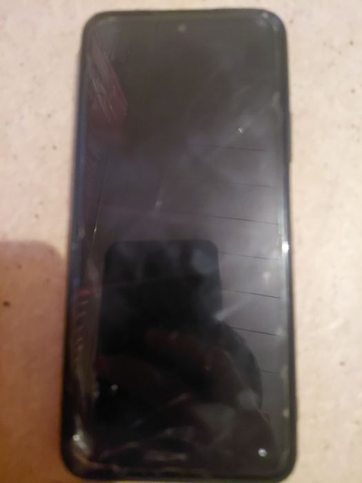 Продам телефон Honor X7B