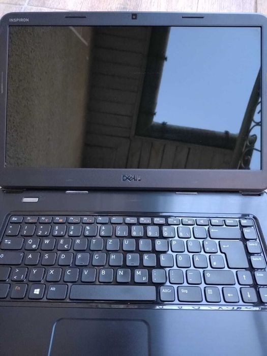 Dell 3520 cu procesor i5 3210m