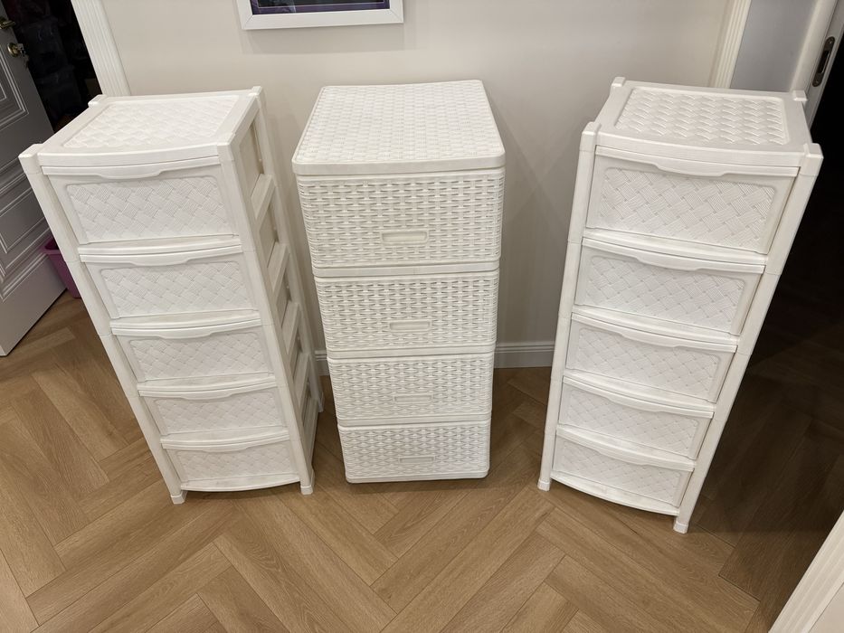 Шкаф пластиковый