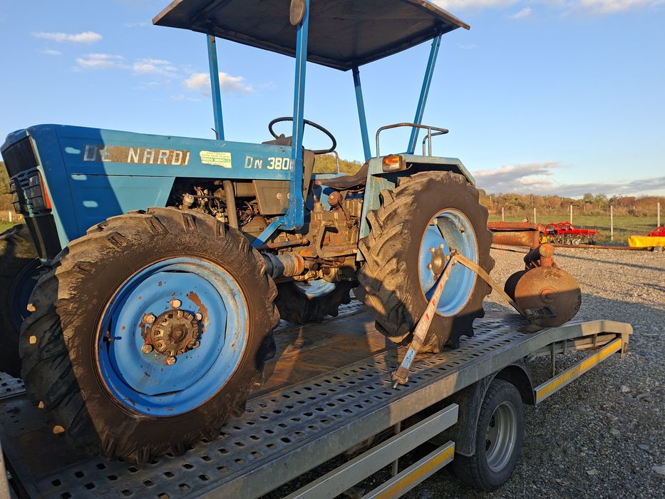 Tractor nardi italia 4x4 cu Plug disc si remorca