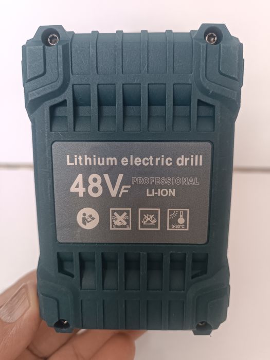 Безщоточный шруповерт Bosch-48V. Дрель перфоратор лазерный уровень