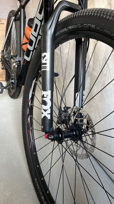 Bicicleta CUBE Race ONE, XT, furca FOX Aer, Impecabila