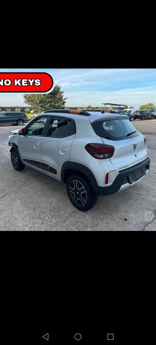 Vând piese Dacia Spring/Sandero 2022  avariată.