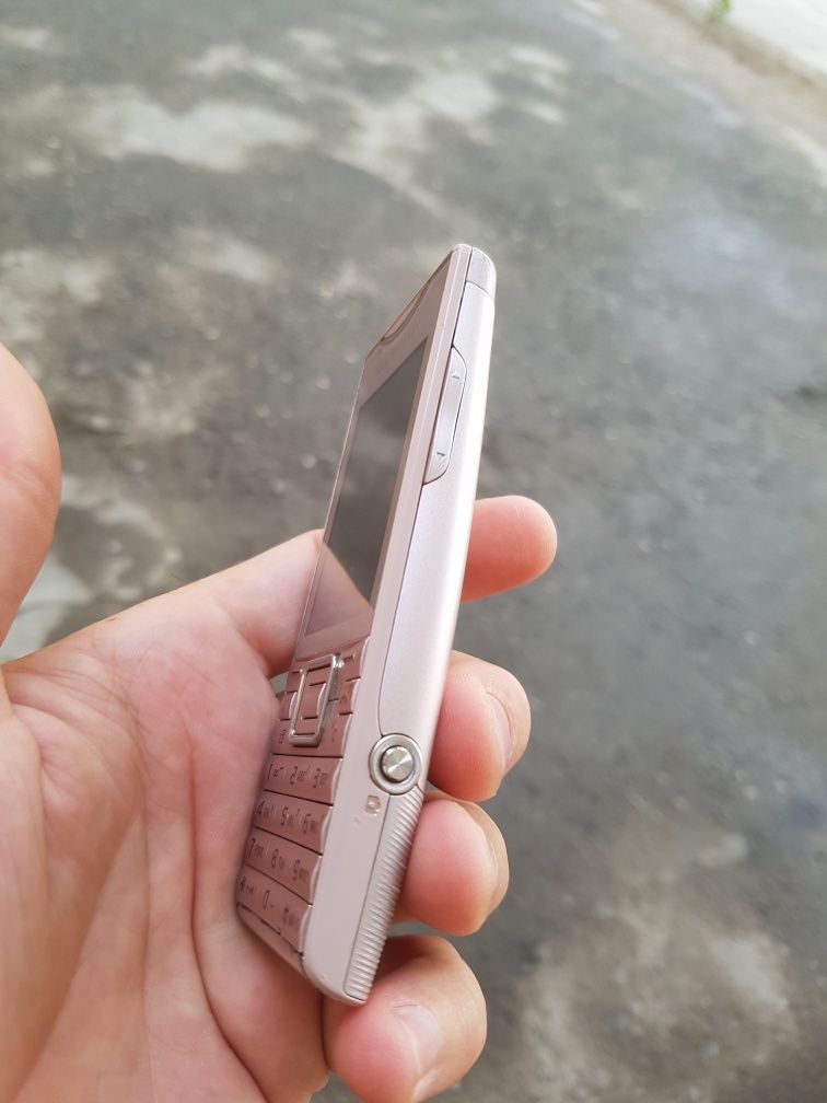 Sony ericsson j10 sotladi