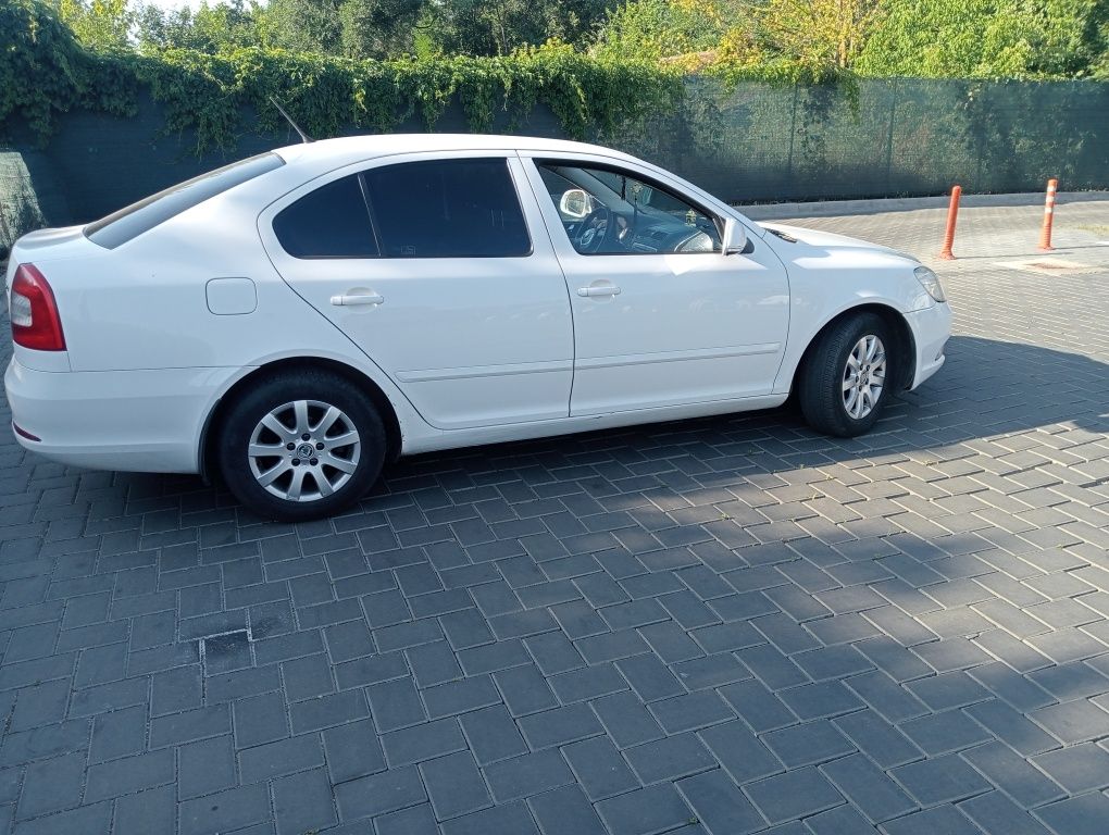 SKODA Octavia2012