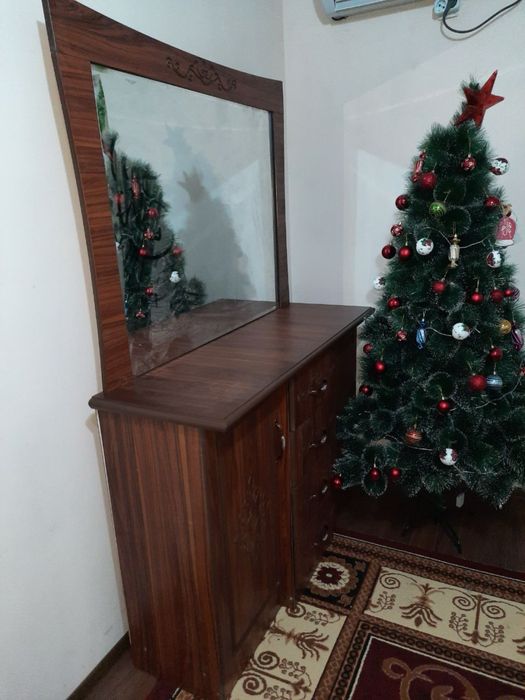 spalni garnitur sotiladi