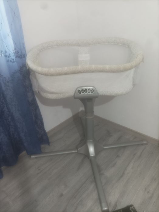 Vand pătuț bassinest de la HALO